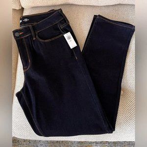 NWT Old Navy Power Slim Straight Mid-Rise Women’s 8 Short NWT